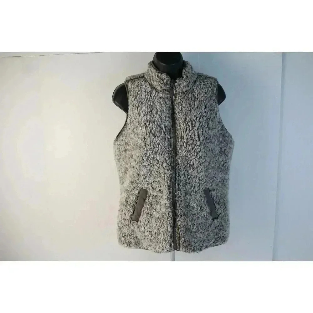 ladies reversible maurices vest size XS